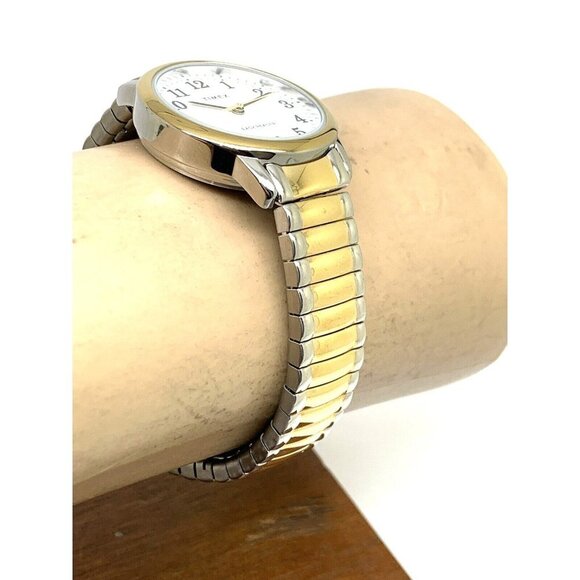 Timex Women's Watch TW2V94800 Quartz Indiglo White Dial Two Tone Stainle… - Picture 12 of 14